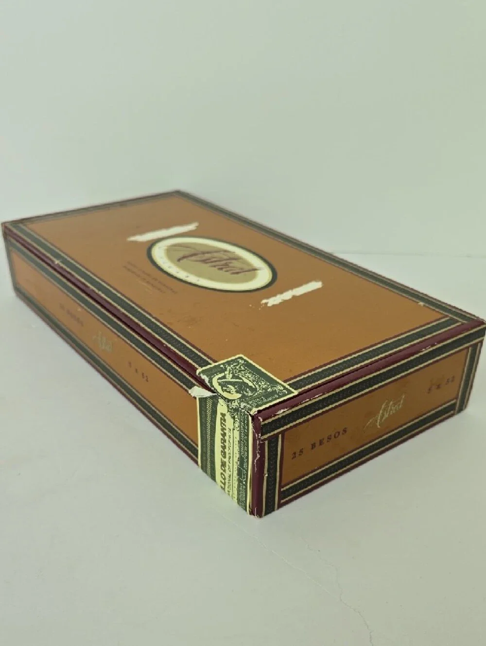 Vintage Astral Empty Cigar Craft Box Beso Flip Top